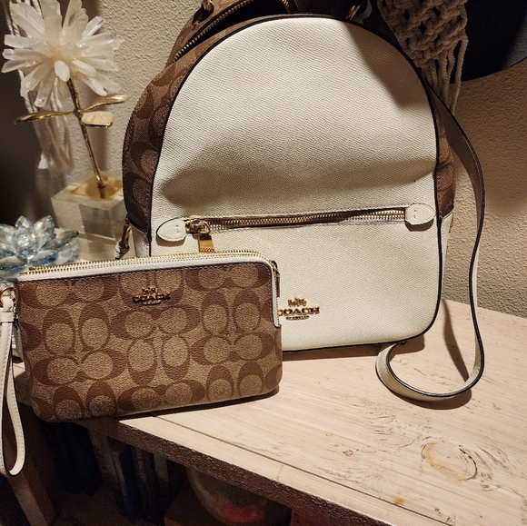 Coach backpack w/matching clutch wristlet - Picture 1 of 7